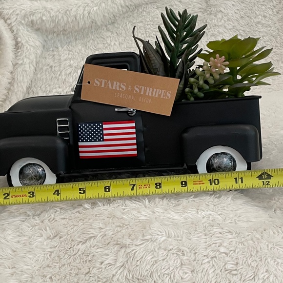 Patriotic Vintage Metal Truck with Succulents - Picture 3 of 9